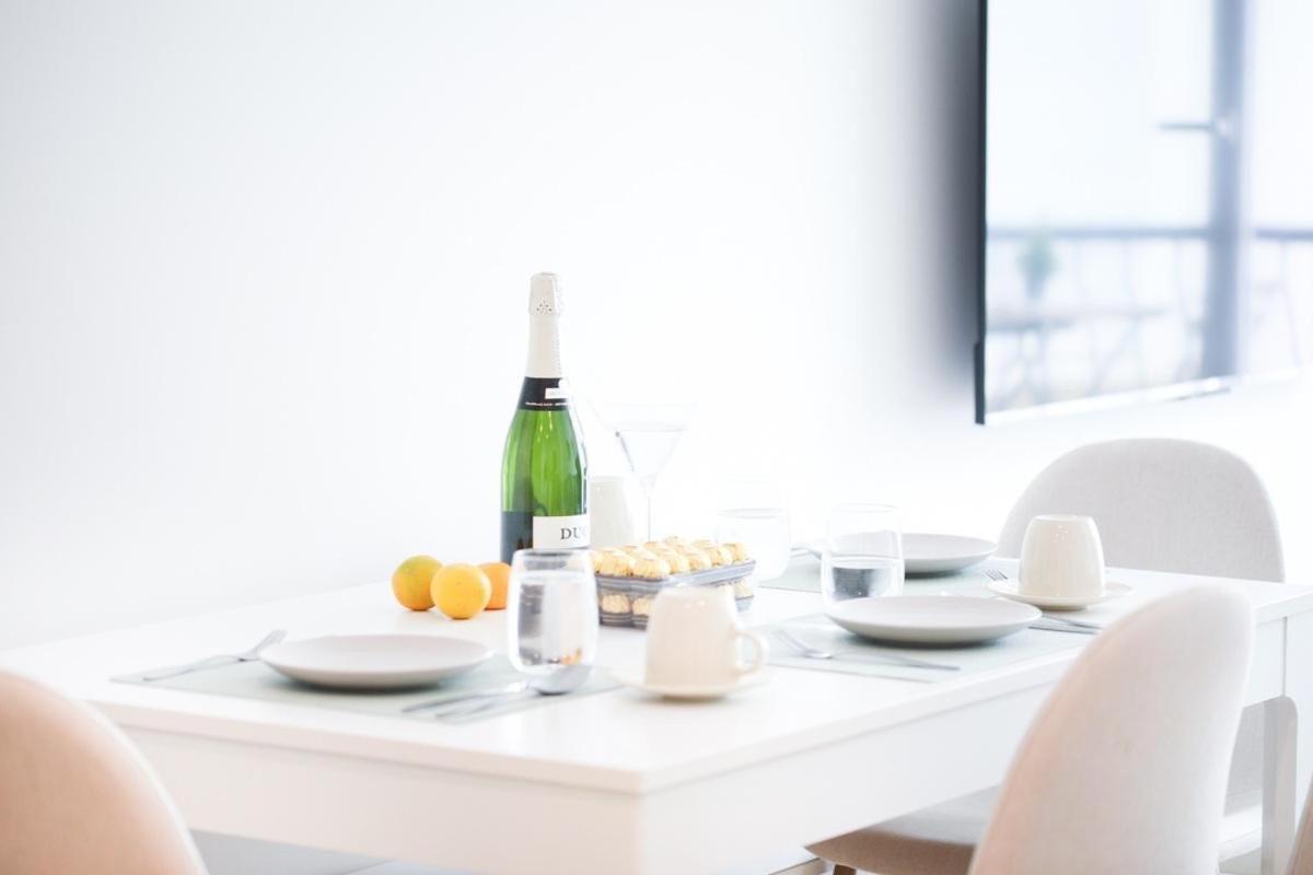 Family Apartment In The Malaga City Center Εξωτερικό φωτογραφία
